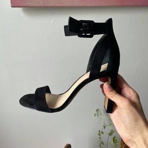 Vince Camuto Bevvyn Sandal in Black Suede- Size 7